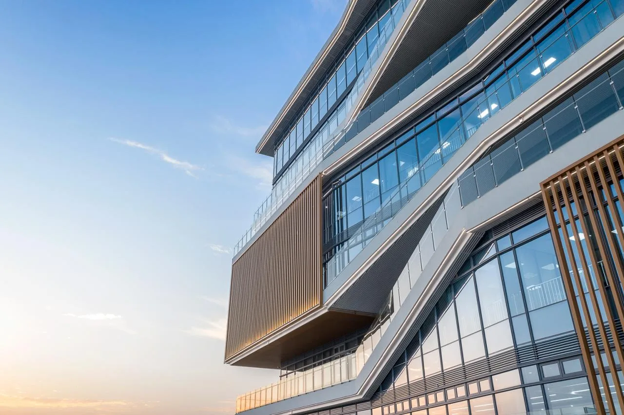 BIM Architecture | A Spiritual Fortress Standing in the Water Town New Area: Dongguan Water Town Science and Technology Innovation Phase II/Senlei International