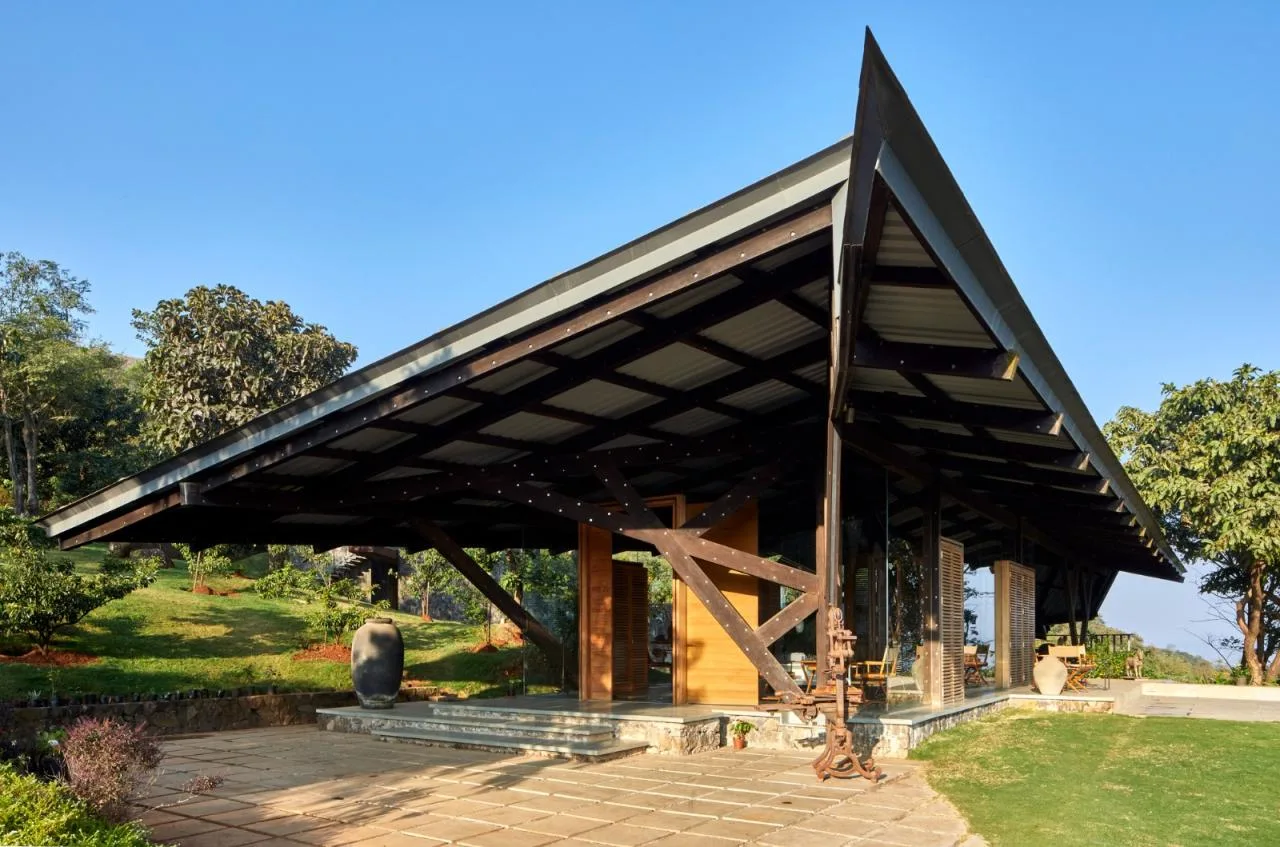 BIM Architecture | Side Gallery House/Malik Architecture