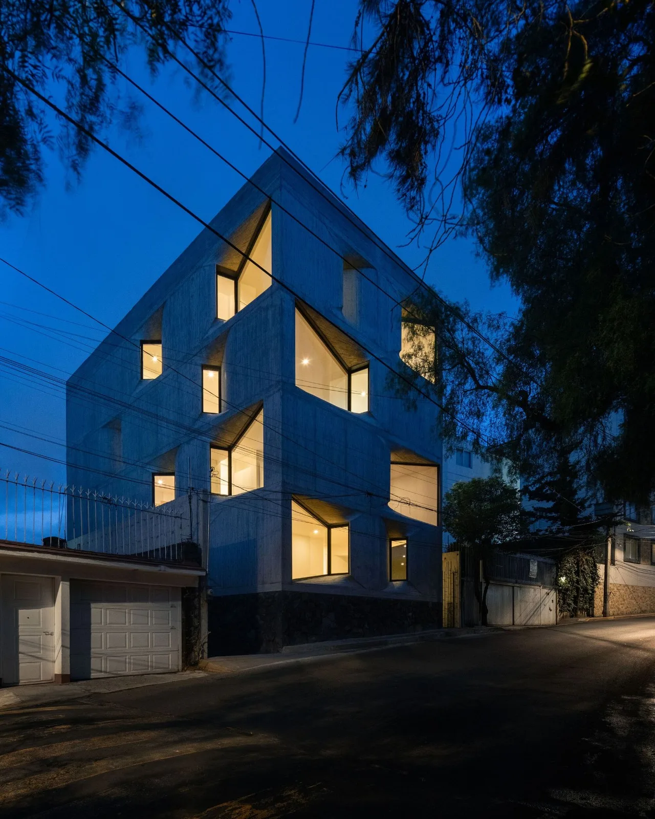BIM Architecture | DL1310 Building/Young& Ayata + Michan Architecture