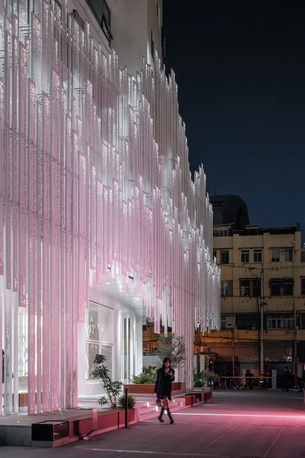BIM Architecture | Steel Rain: Deby Shanghai Book City WE Renovation Design/Wutopia Lab