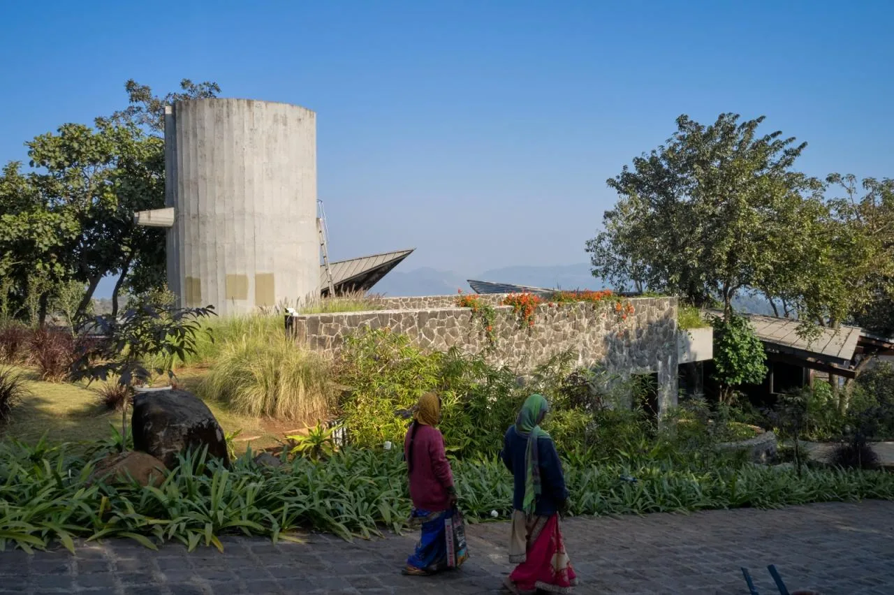 BIM Architecture | Side Gallery House/Malik Architecture