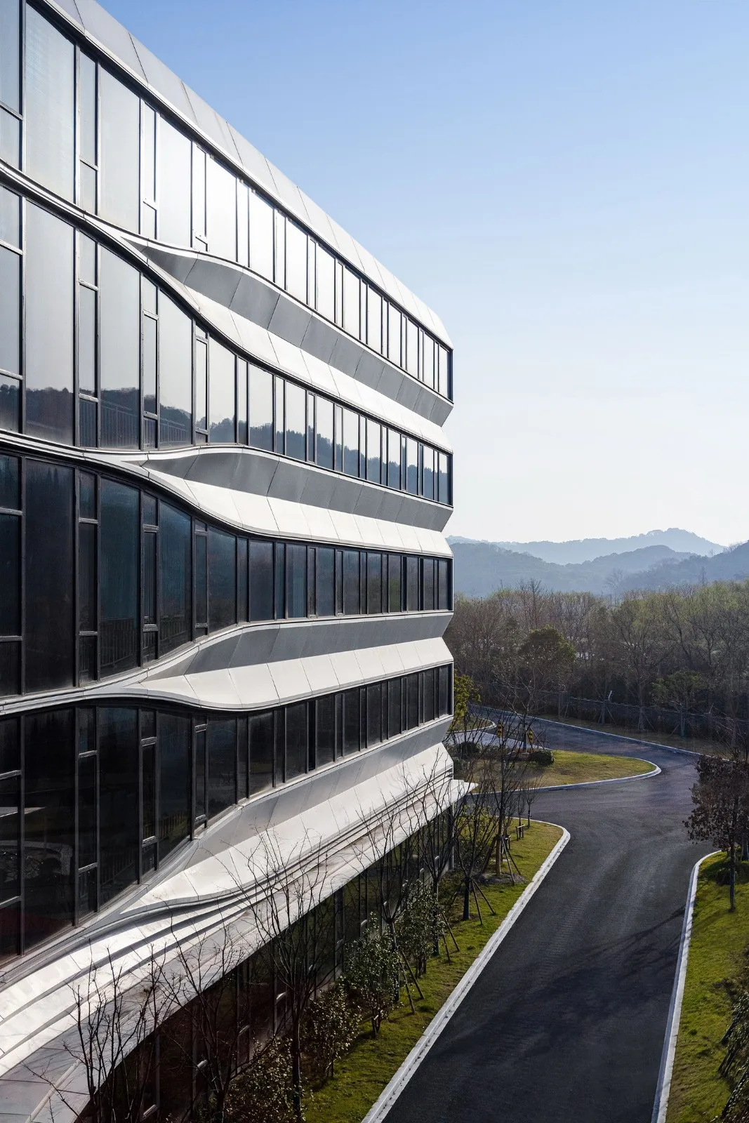 BIM Architecture | Education Hub: HIS Hangzhou International School/Zhu Peidong line+Architecture Firm gad