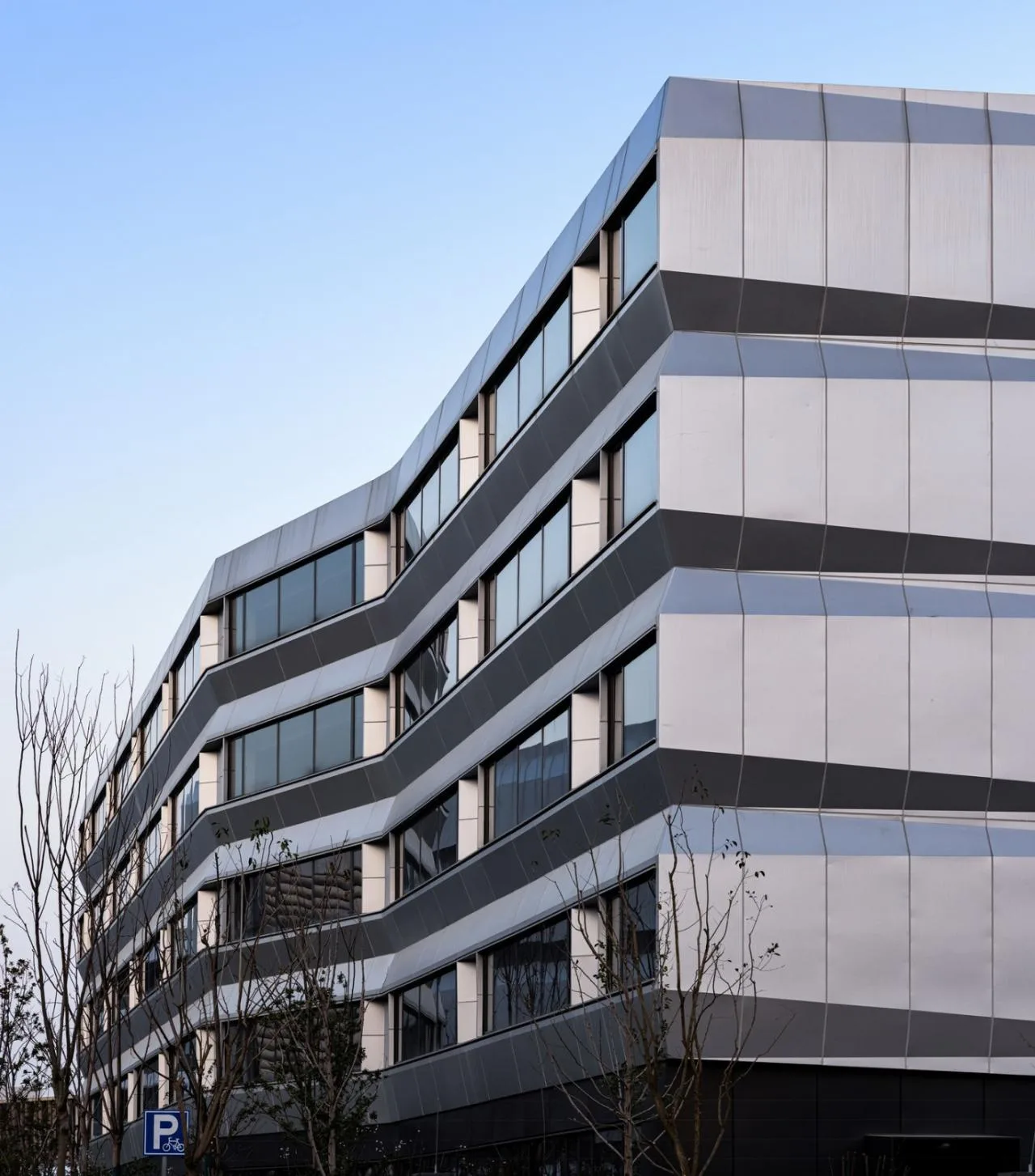 BIM Architecture | Education Hub: HIS Hangzhou International School/Zhu Peidong line+Architecture Firm gad