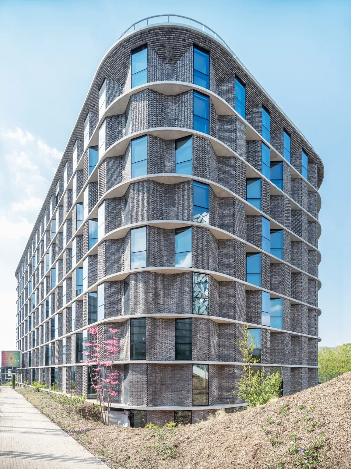 BIM Architecture | China Campus/Extraordinary Architecture+CAAU in Paris International University City, France