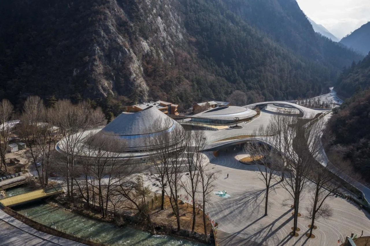 BIM Architecture | Jiuzhaigou Valley Scenic and Historic Interest Area Valley Entrance Three dimensional Tourist Service Center/Tsinghua University Architectural Design and Research Institute