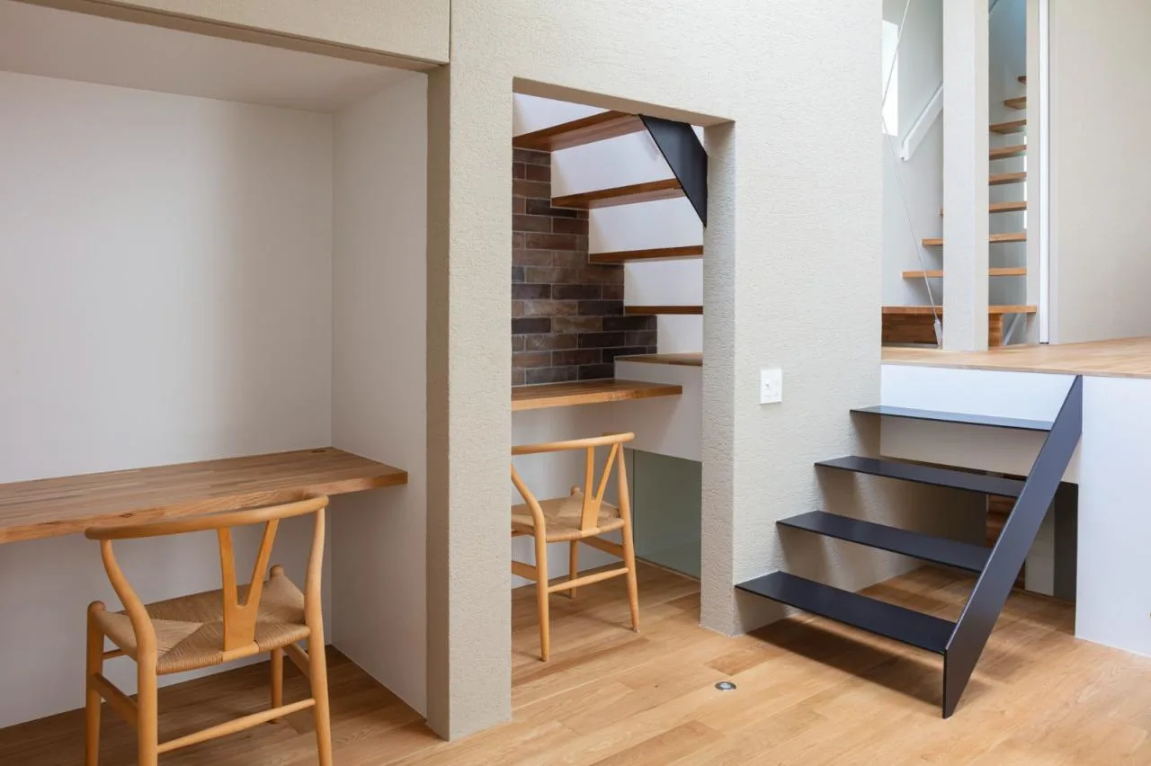 BIM architecture | staggered cantilever structure, Shimouma residential/I.R.A