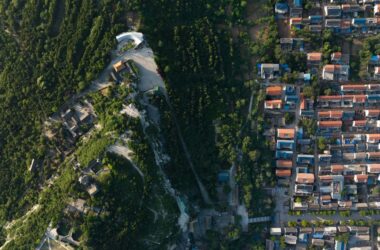 BIM Architecture: Gugulaiyi Dayishan Cliff Station by Starry Sky Architecture Studio-BIM WORLD
