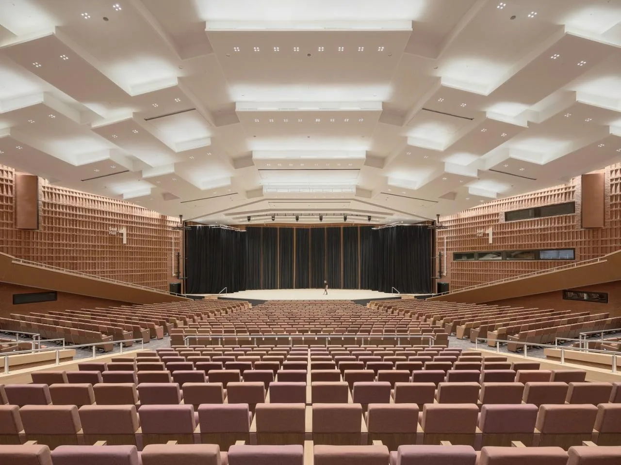 BIM Architecture | Hamburg Conference Center Renovation in Germany/Hupe Flatau Partner