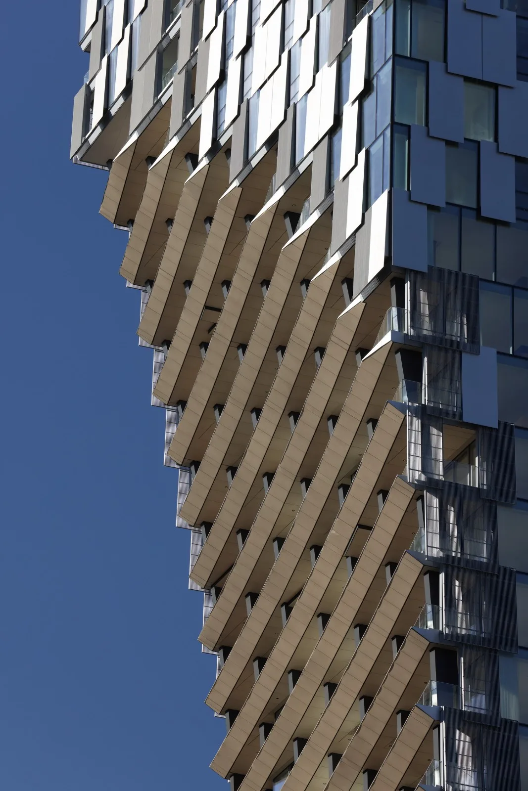 BIM Architecture | Breakthrough Design Reshaping Urban Skylines: North American Art Grade Luxury Residence 'Albany Kengo Kuma'/Westbank+Kengo Kuma