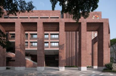BIM Architecture: The Allure of Red Brick Geometry at Huizhou Honghua School by Botao Design-BIM WORLD