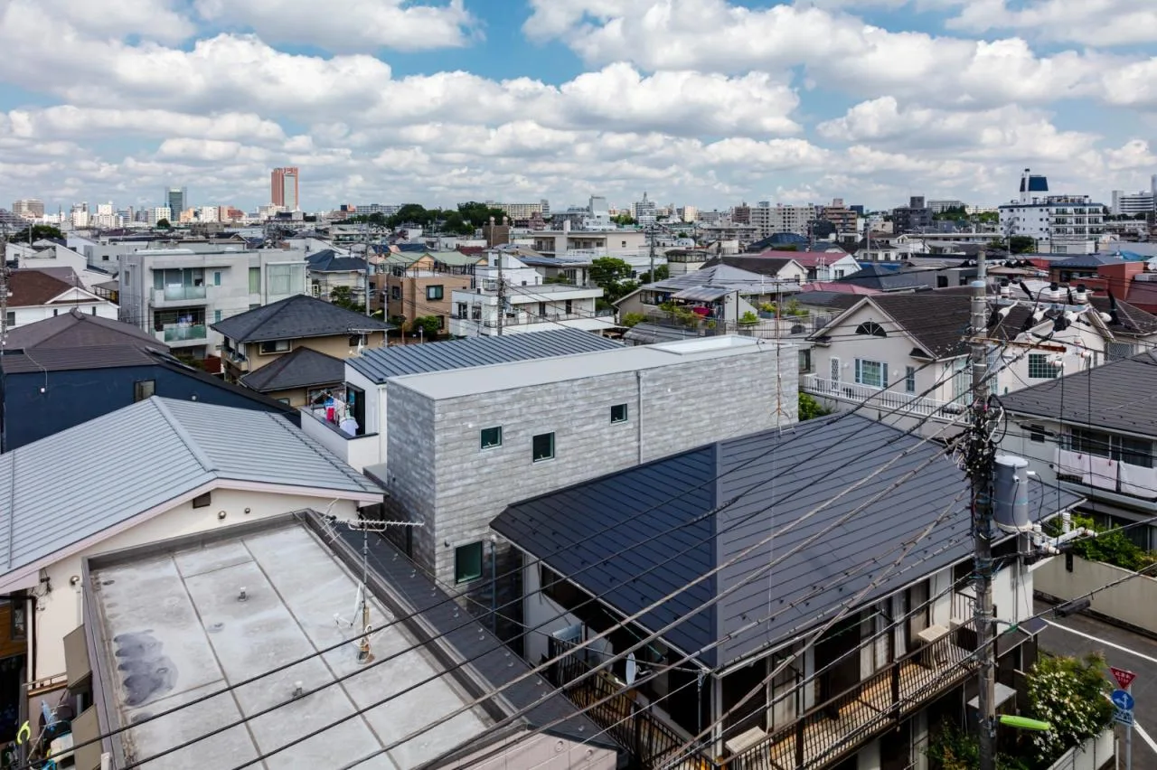 BIM architecture | staggered cantilever structure, Shimouma residential/I.R.A