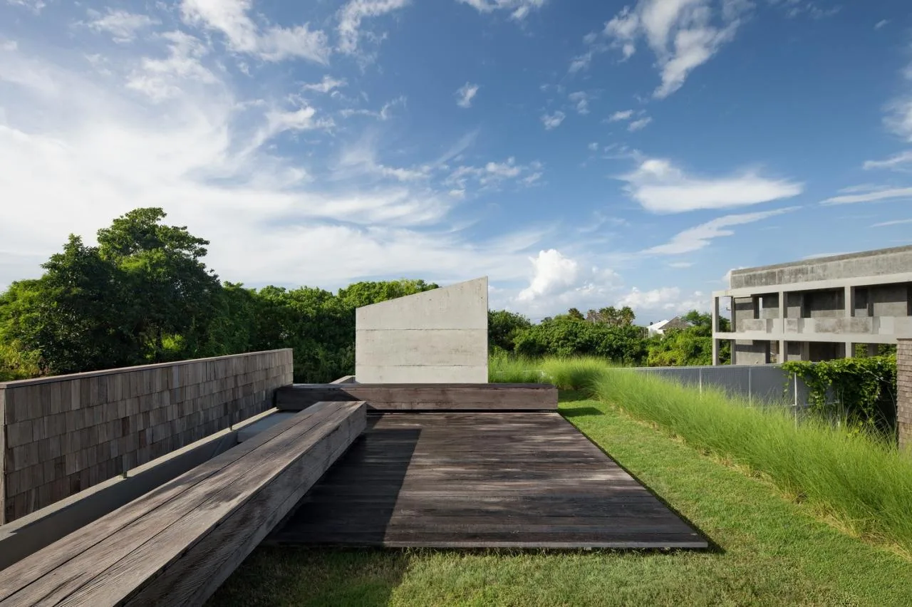 BIM architecture | connected by a cross corridor bridge, Tanatakah villa/asimapra