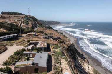BIM Architecture: Embracing Ocean Views at the Pujol Otaegui Residence by Raimundo Gutierrez Frías-BIM WORLD