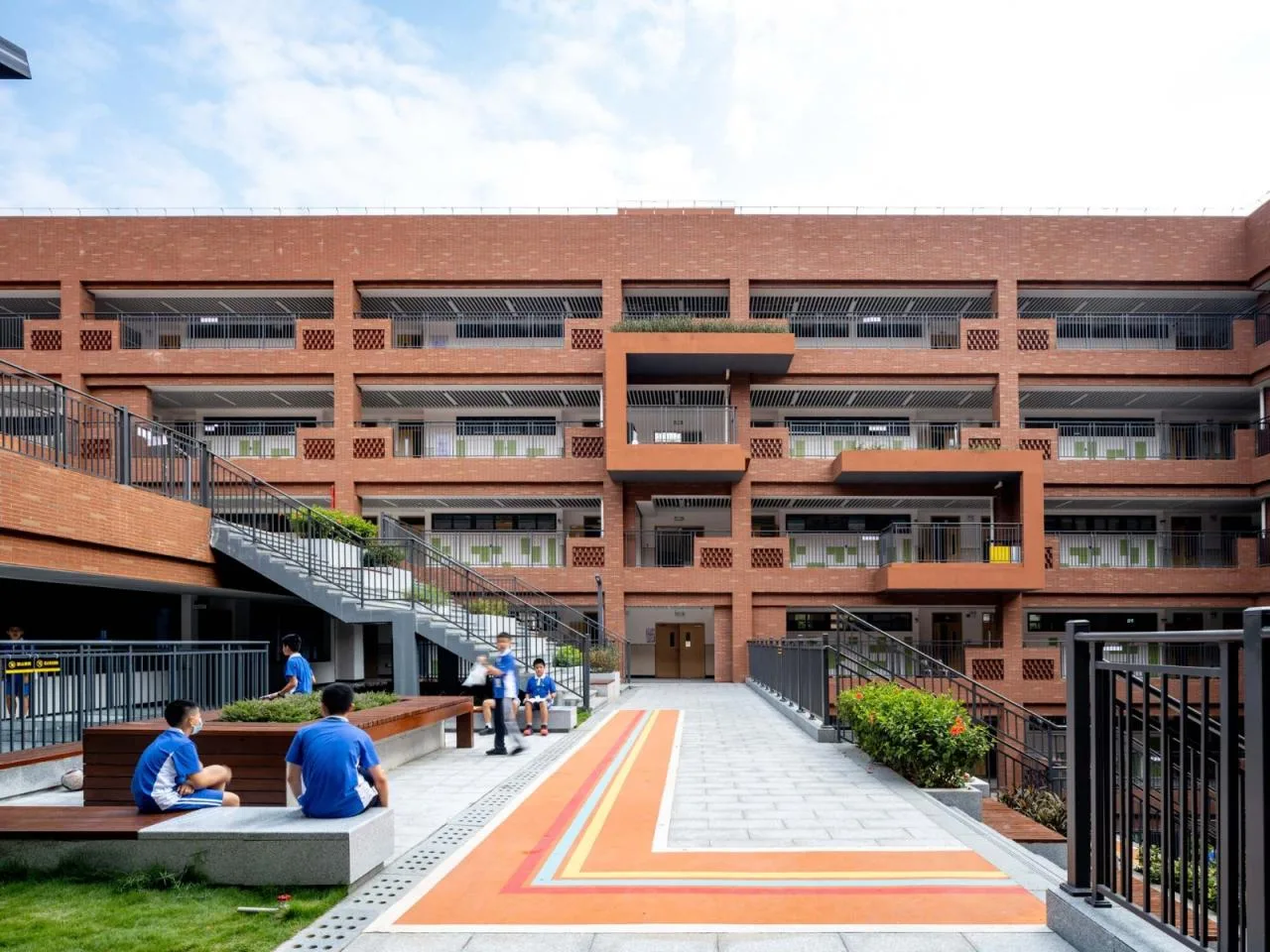 BIM Architecture | Shenzhen Middle School Junior High School/Huayi Design