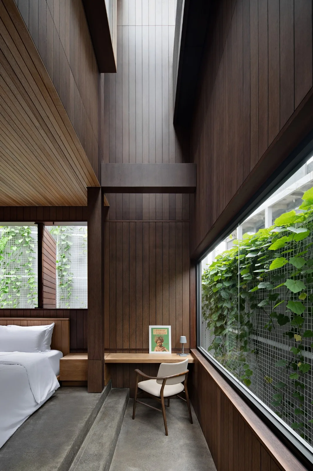 BIM architecture | connected by a cross corridor bridge, Tanatakah villa/asimapra