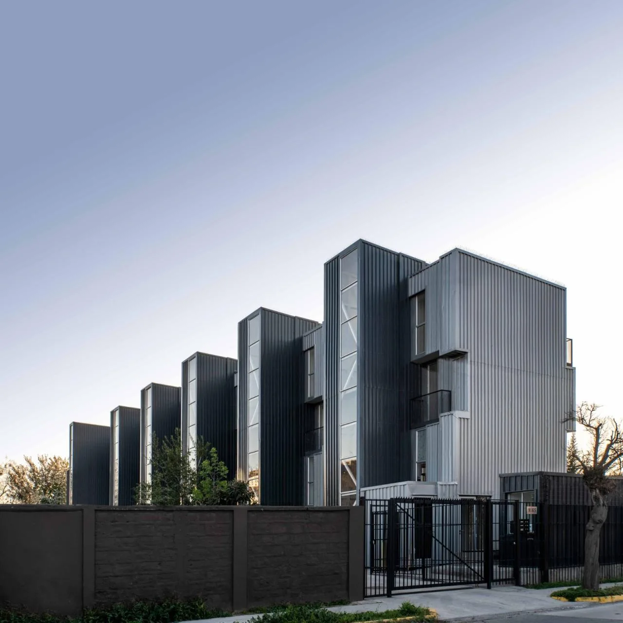 BIM Architecture | Container Dormitory/Ian Hs ü+Gabriel Rudolph