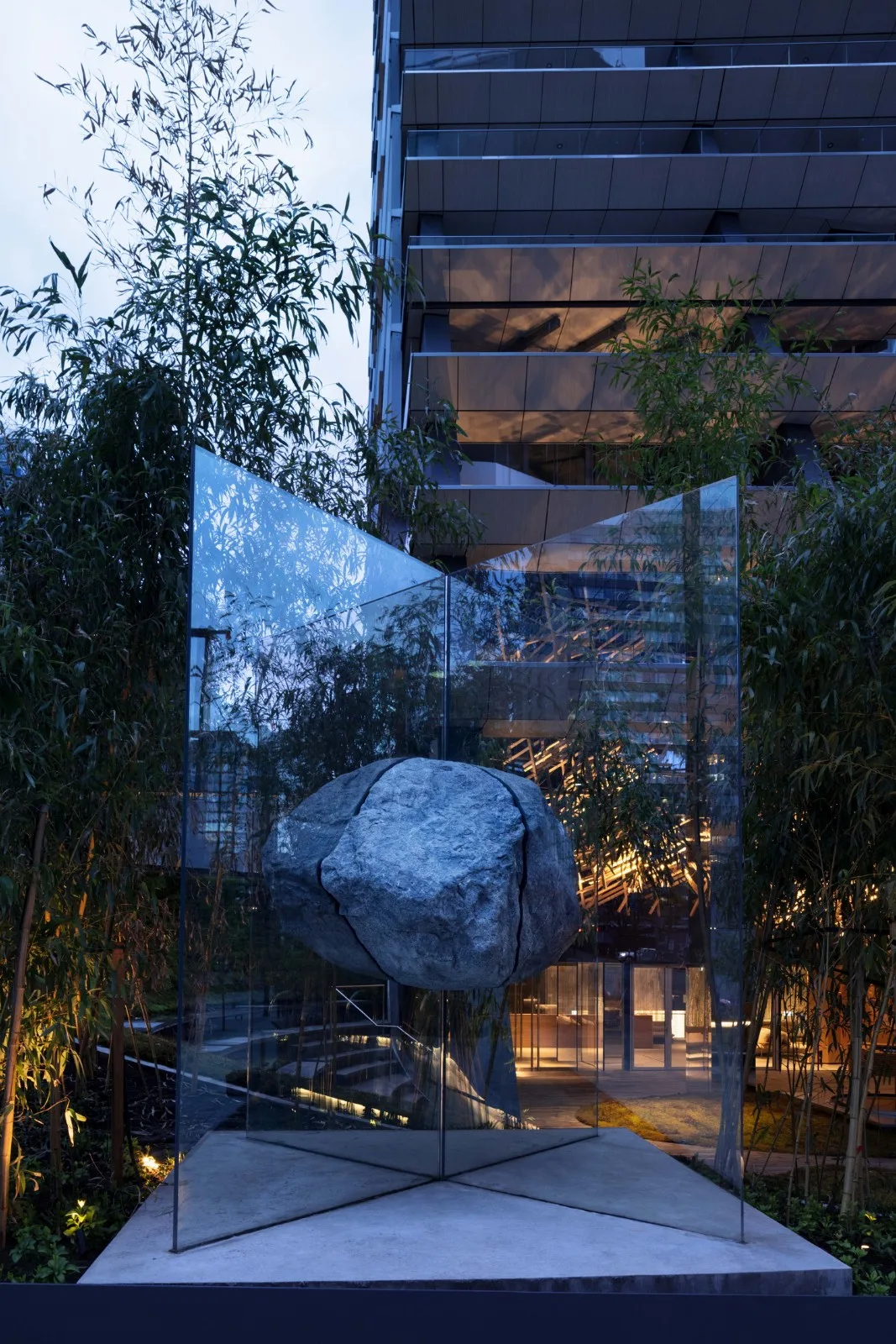BIM Architecture | Breakthrough Design Reshaping Urban Skylines: North American Art Grade Luxury Residence 'Albany Kengo Kuma'/Westbank+Kengo Kuma