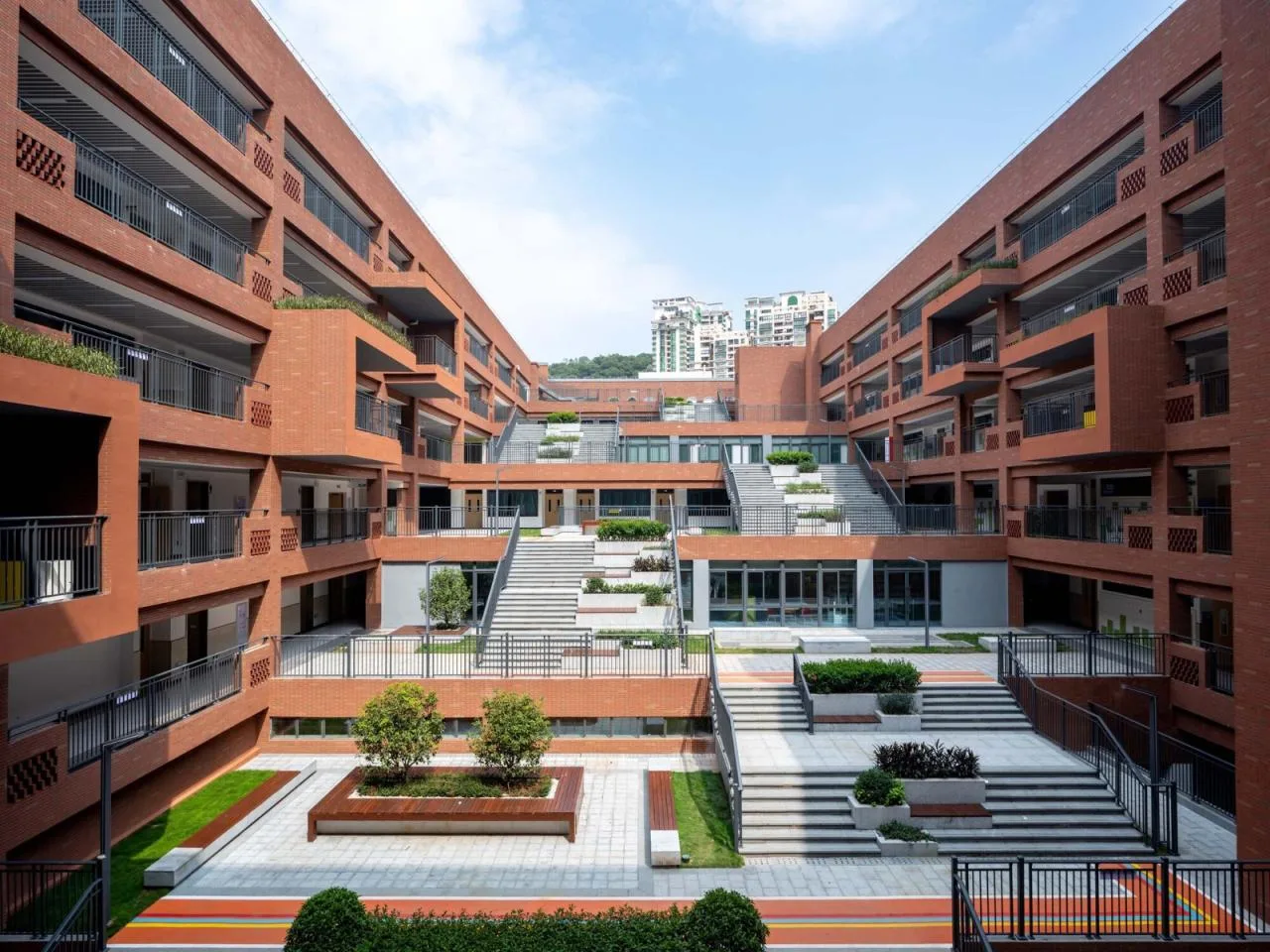 BIM Architecture | Shenzhen Middle School Junior High School/Huayi Design