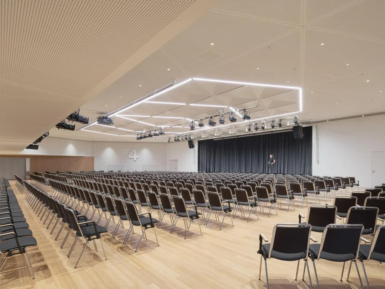 BIM Architecture | Hamburg Conference Center Renovation in Germany/Hupe Flatau Partner