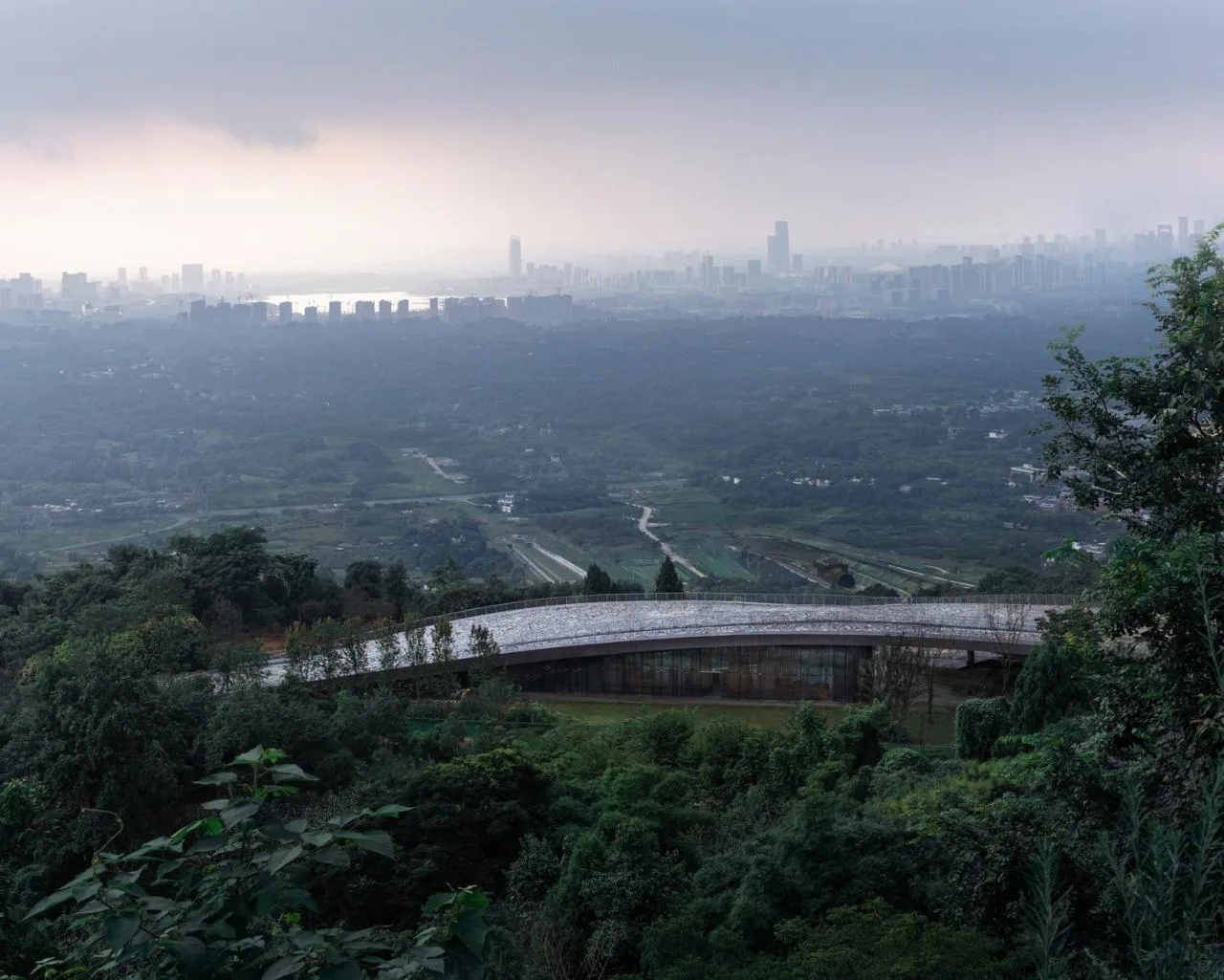 BIM Architecture | Longquan Mountain Mirror High Altitude Platform/BUZZ Architecture Firm