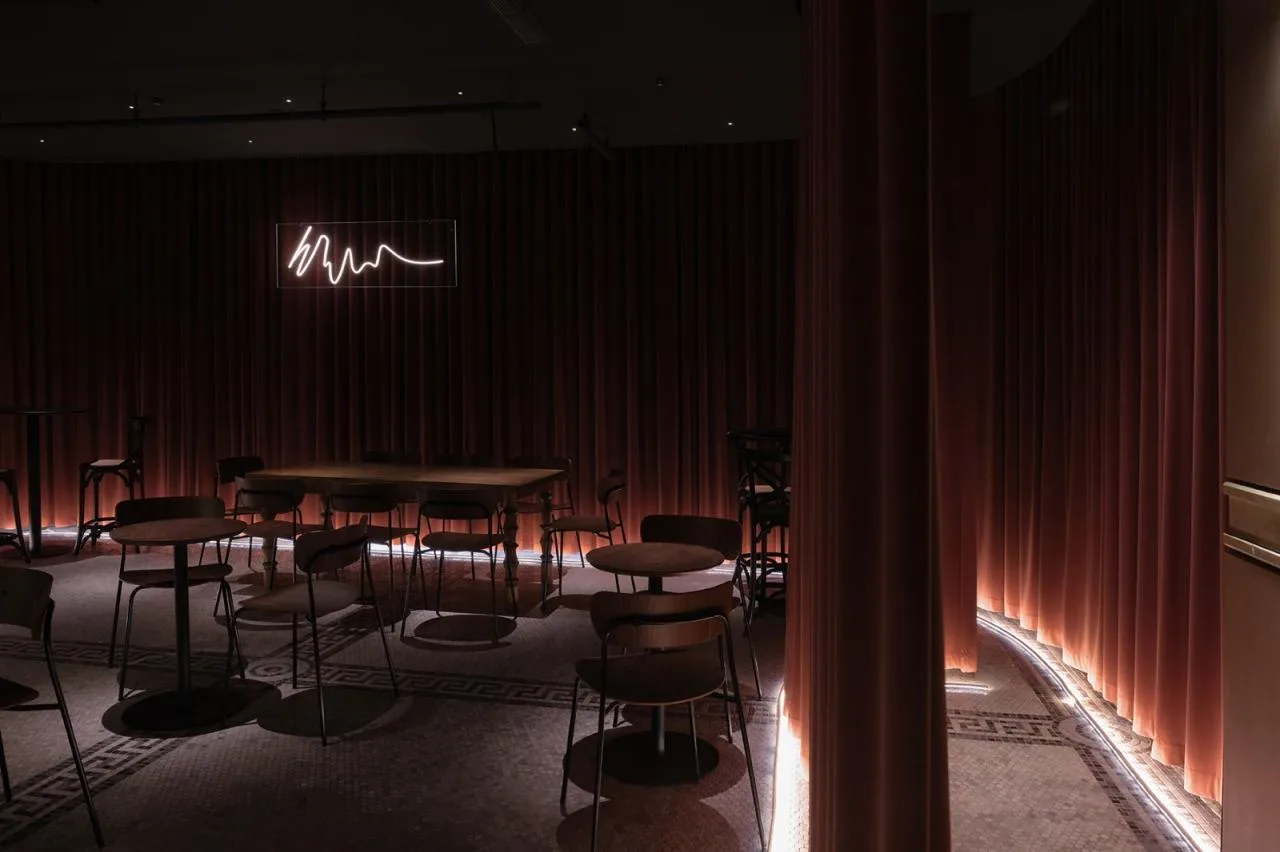 BIM Architecture | Slightly Drunken Night in Shanghai: A Space Aggregation of Theater and Bar/Indefinite Design