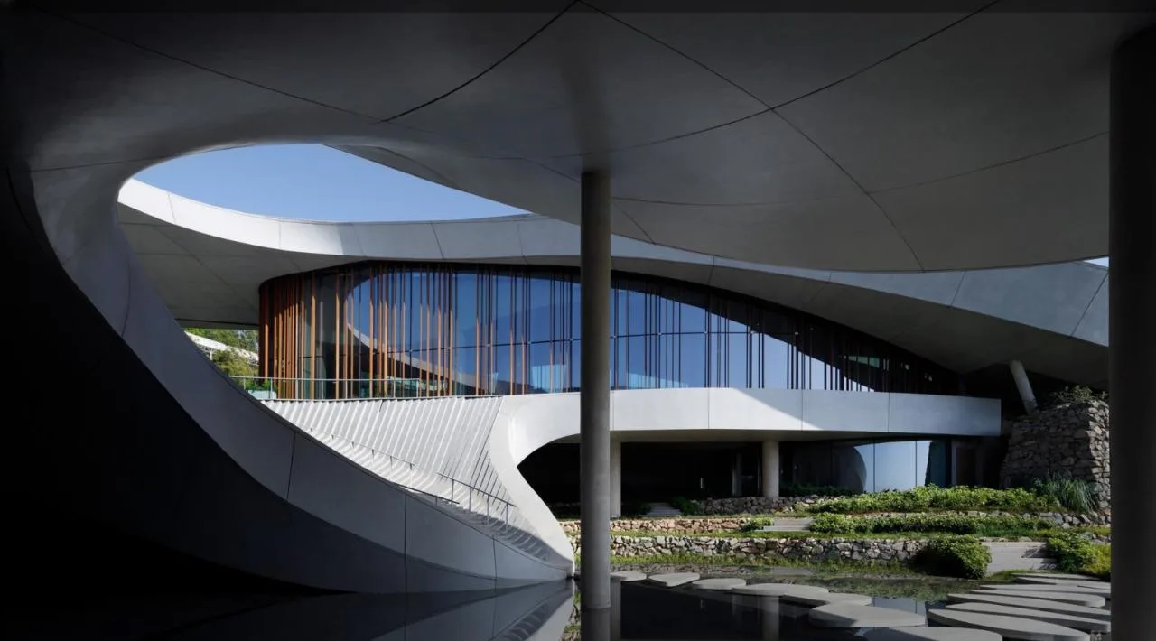BIM Architecture | Longquan Mountain Mirror High Altitude Platform/BUZZ Architecture Firm