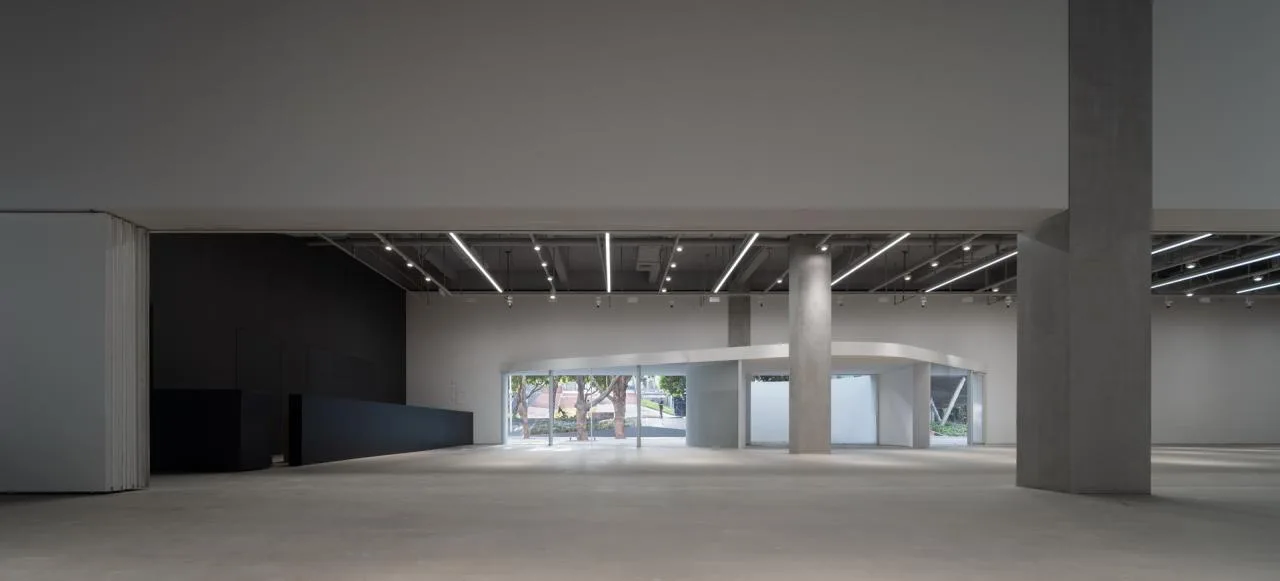 BIM Architecture | Opening the 'White Box' Art Museum: OCT Contemporary Art Center - B10 Hall/URBANUS Urban Practice