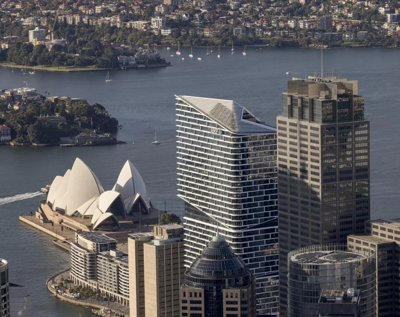 BIM architecture | First tower renovation in Quay Quarter, 'grafting' new floor slabs/3XN