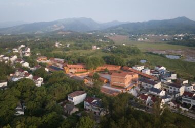 BIM Architecture: Anhui Qianshan Poomlong Kiln and Intangible Cultural Heritage Living Room by Grey Space Architecture-BIM WORLD