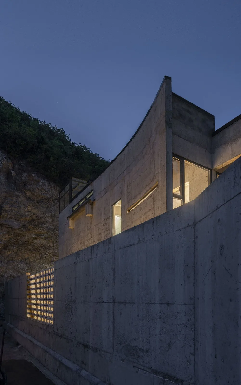 BIM Architecture | Cliff Home/Li Wenxi Architectural Firm