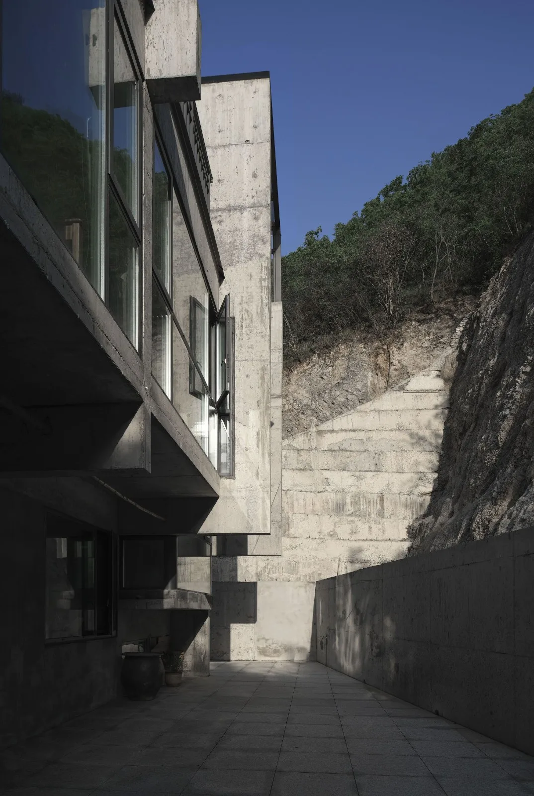 BIM Architecture | Cliff Home/Li Wenxi Architectural Firm