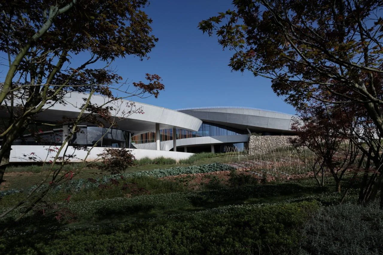 BIM Architecture | Longquan Mountain Mirror High Altitude Platform/BUZZ Architecture Firm