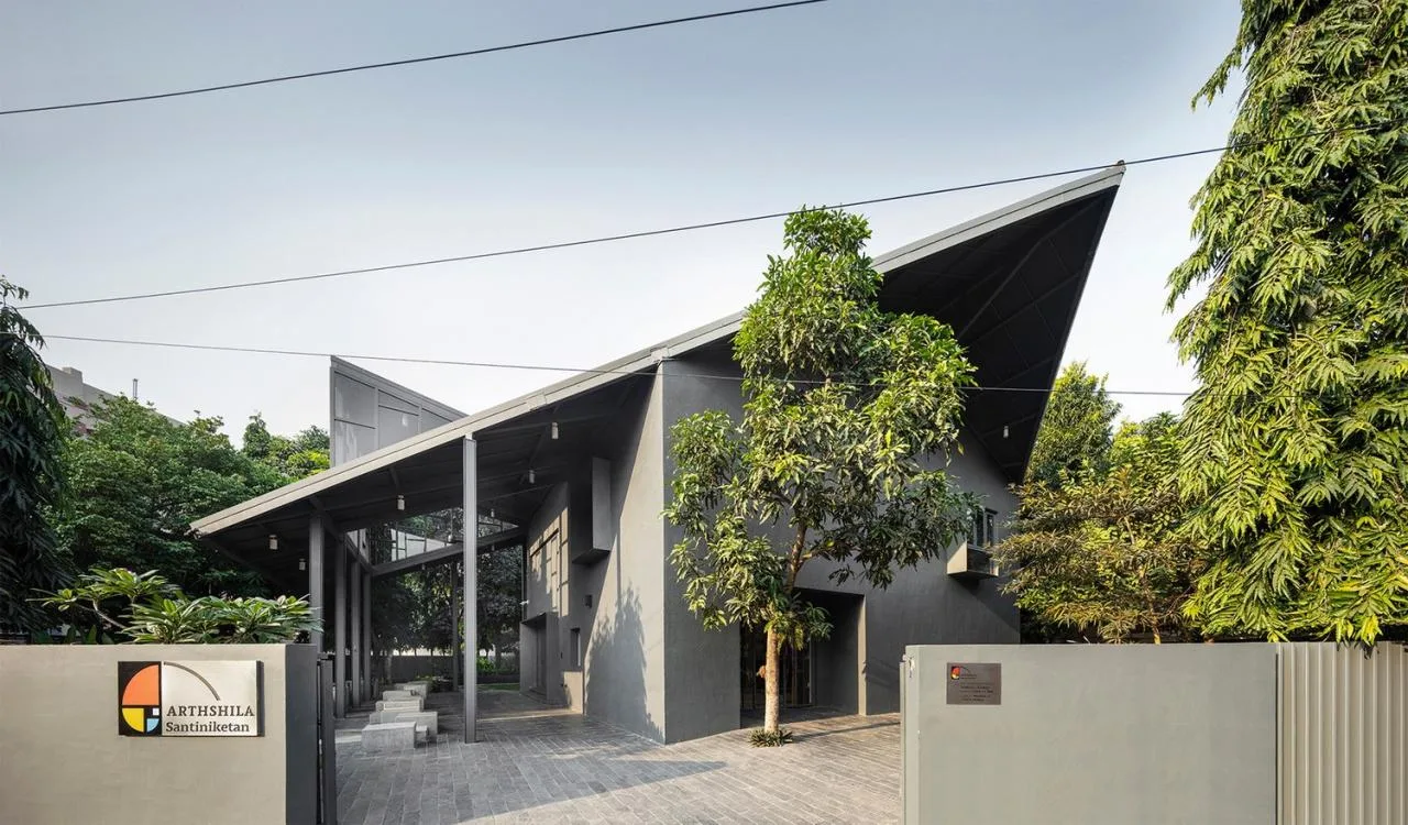 BIM Architecture | Arthshila Cultural Center - Cultural Adaptation and Reuse of Private Infrastructure/Abin Design Studio