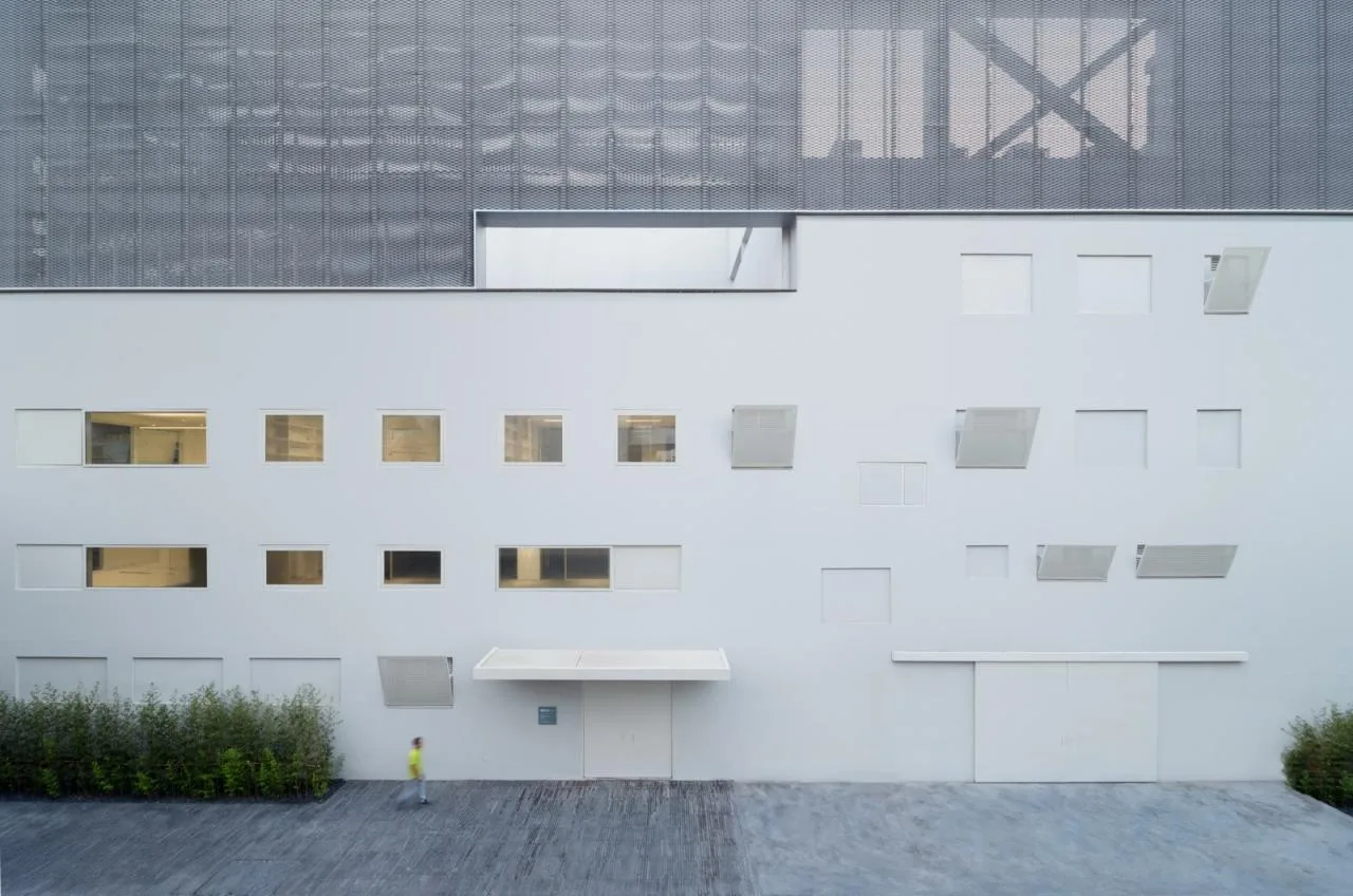 BIM Architecture | Opening the 'White Box' Art Museum: OCT Contemporary Art Center - B10 Hall/URBANUS Urban Practice