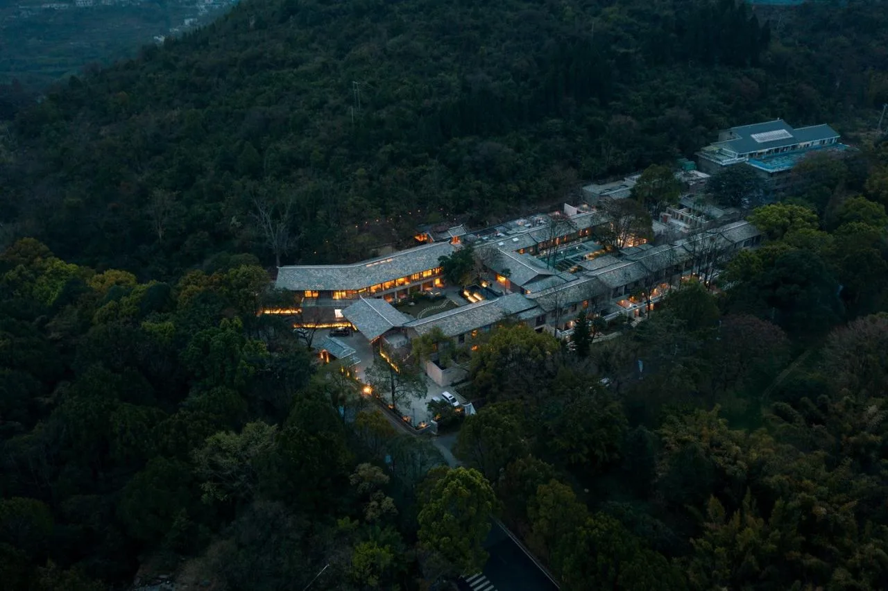 BIM Architecture | Poetic Dwelling Under the Waterfall: Yaojia Waterfall Village/Shanghai Yaoshun Architectural Design Co., Ltd