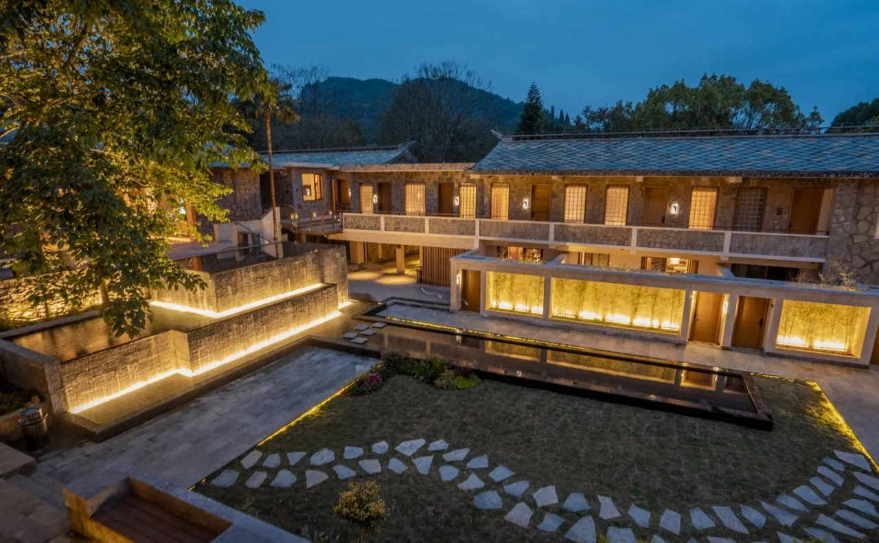 BIM Architecture | Poetic Dwelling Under the Waterfall: Yaojia Waterfall Village/Shanghai Yaoshun Architectural Design Co., Ltd