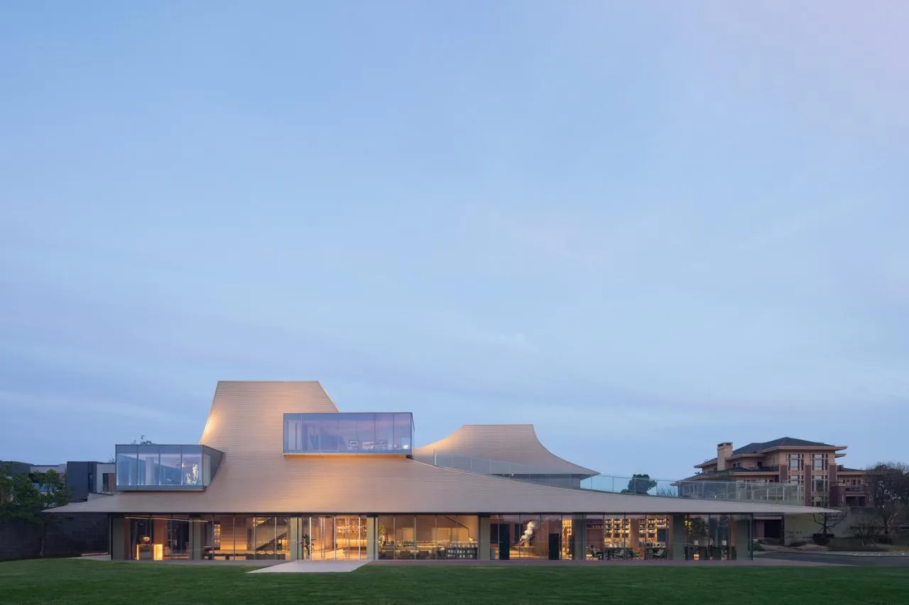 BIM Architecture | Light Courtyard: Boxin Community Neighborhood Center/Meng Fanhao Line+Architectural Firm