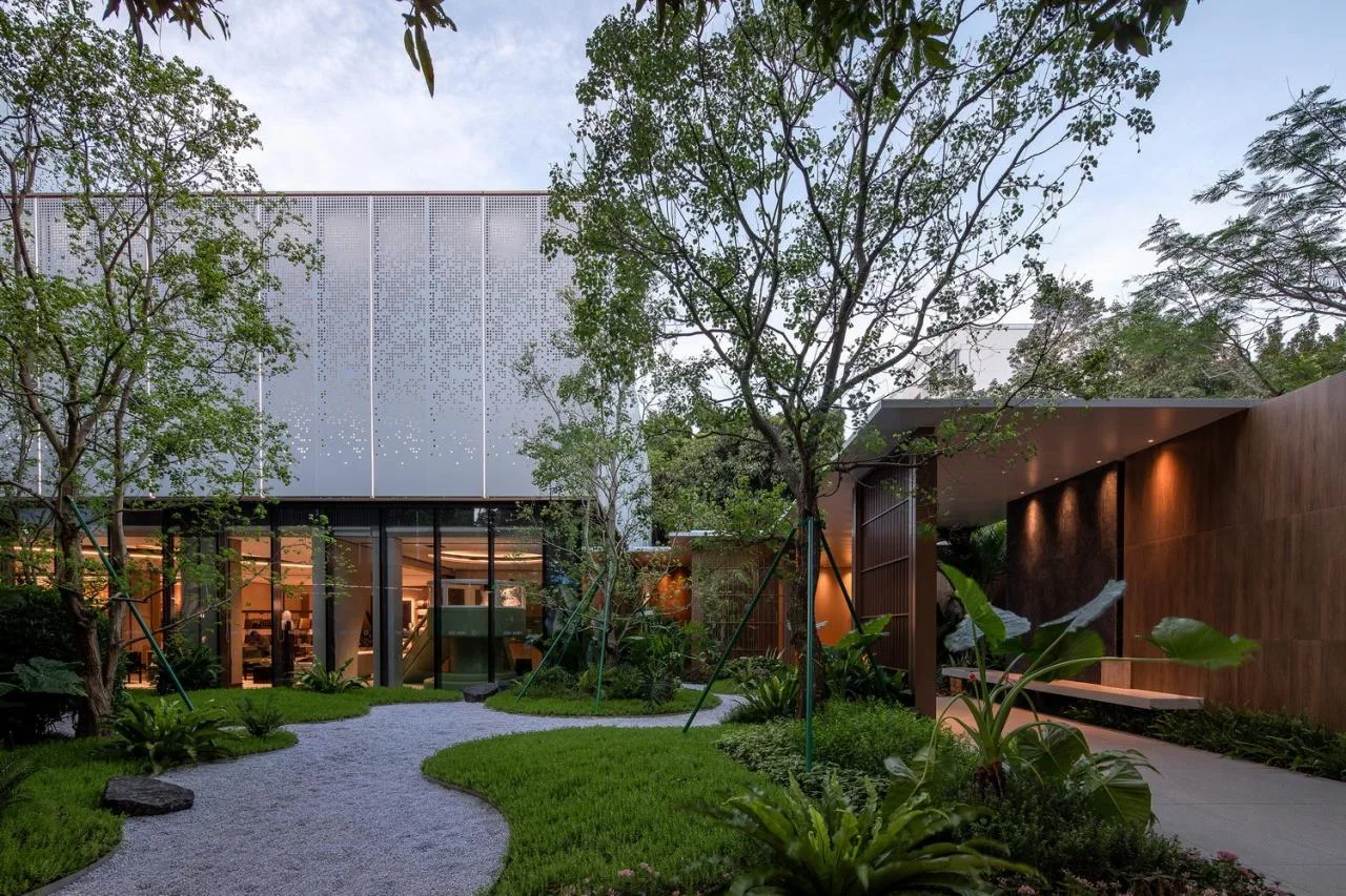 BIM Architecture | Green Forest Secret Realm: Shenzhen COFCO Yuezhang Fenghuangli Exhibition Center/Botao Design