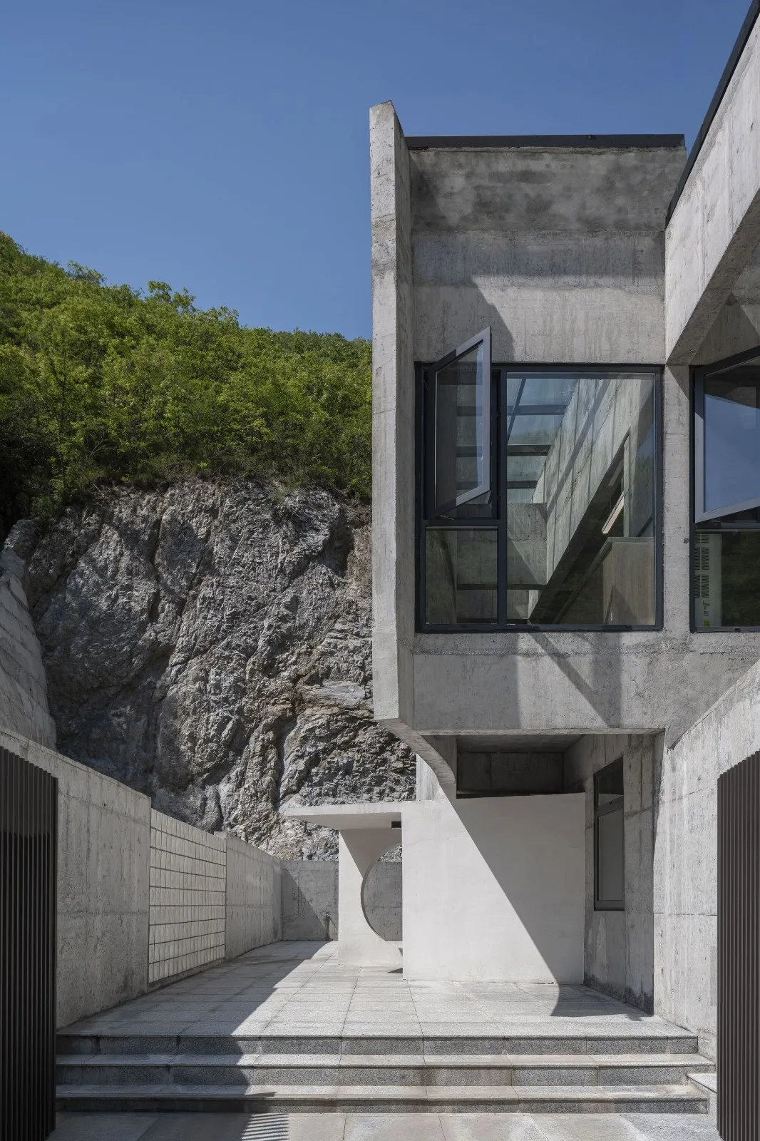 BIM Architecture | Cliff Home/Li Wenxi Architectural Firm