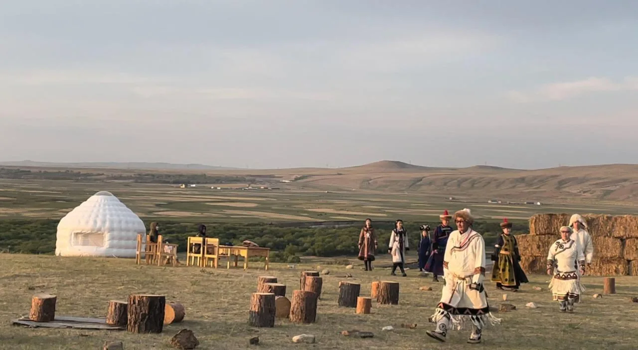 BIM Architecture | Inflatable Mongolian yurt Air Ger/Ger Studio