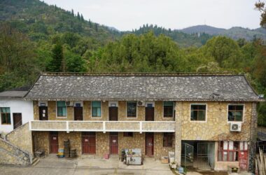 BIM Architecture: Yaojia Waterfall Village – A Poetic Residence Beneath the Falls by Shanghai Yaoshun Design-BIM WORLD