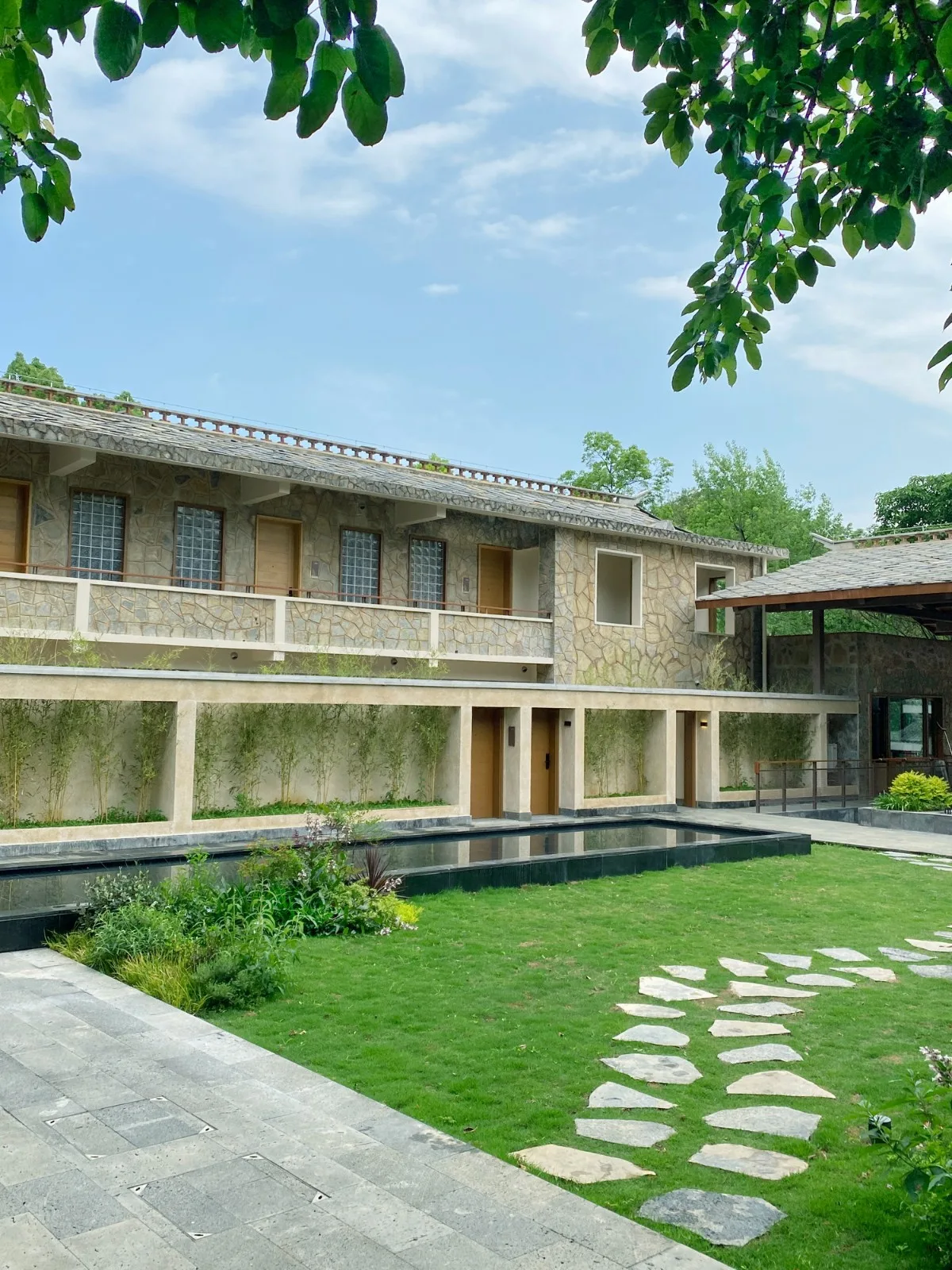 BIM Architecture | Poetic Dwelling Under the Waterfall: Yaojia Waterfall Village/Shanghai Yaoshun Architectural Design Co., Ltd