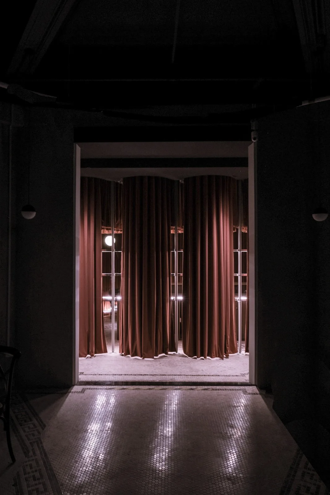 BIM Architecture | Slightly Drunken Night in Shanghai: A Space Aggregation of Theater and Bar/Indefinite Design