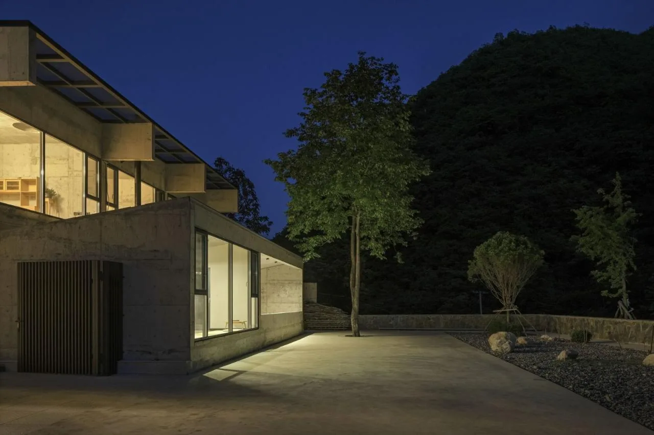 BIM Architecture | Cliff Home/Li Wenxi Architectural Firm