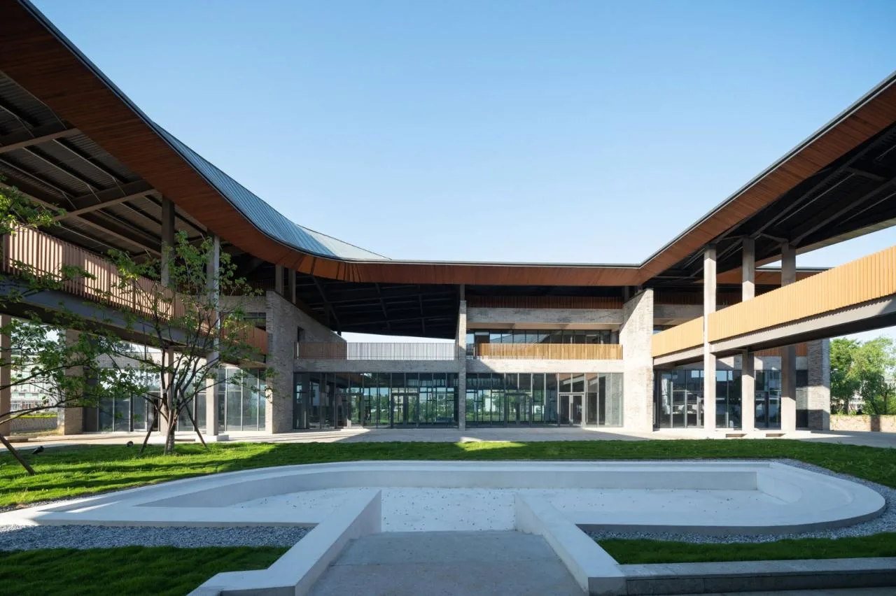 BIM Architecture | Landscape Architecture of Taizhou Lulang Post Station/Garden Building