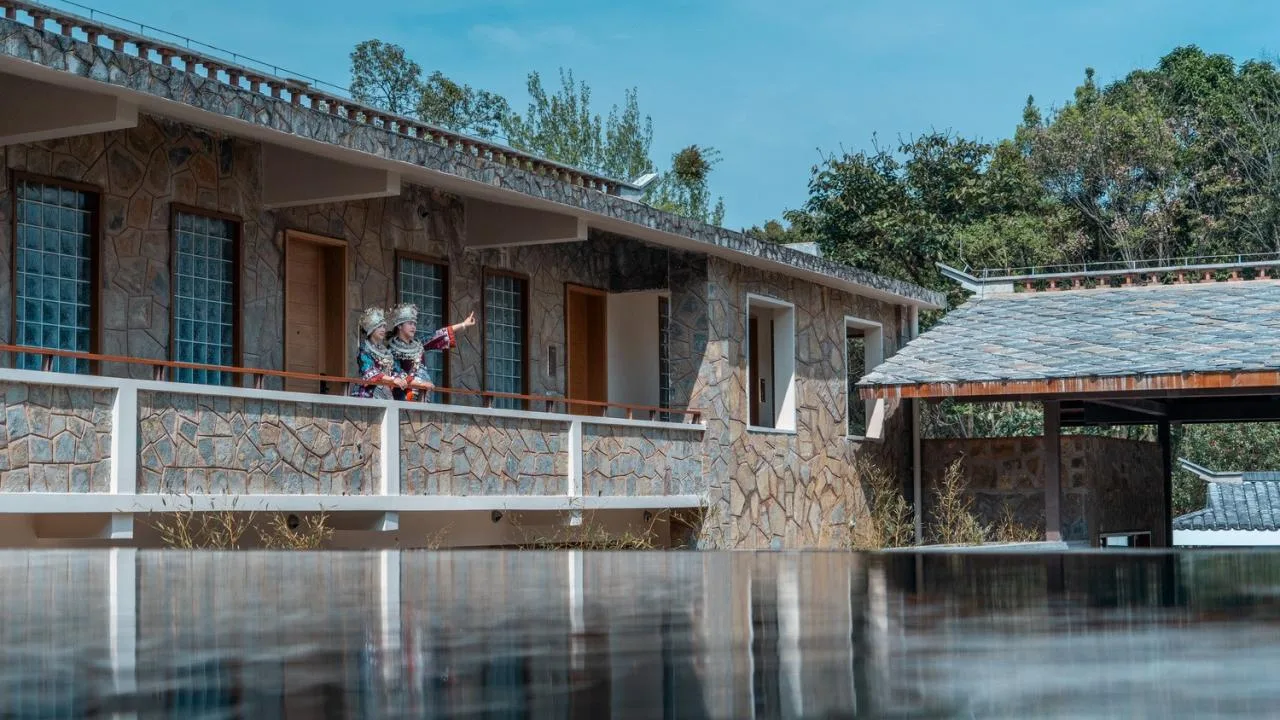 BIM Architecture | Poetic Dwelling Under the Waterfall: Yaojia Waterfall Village/Shanghai Yaoshun Architectural Design Co., Ltd