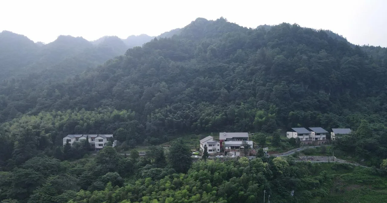 BIM Architecture | Da Le Zhi Ye · Chongqing · Simian Mountain/Kongkong Architecture