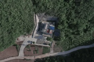 BIM Architecture: Cliff Home by Li Wenxi Architectural Firm-BIM WORLD