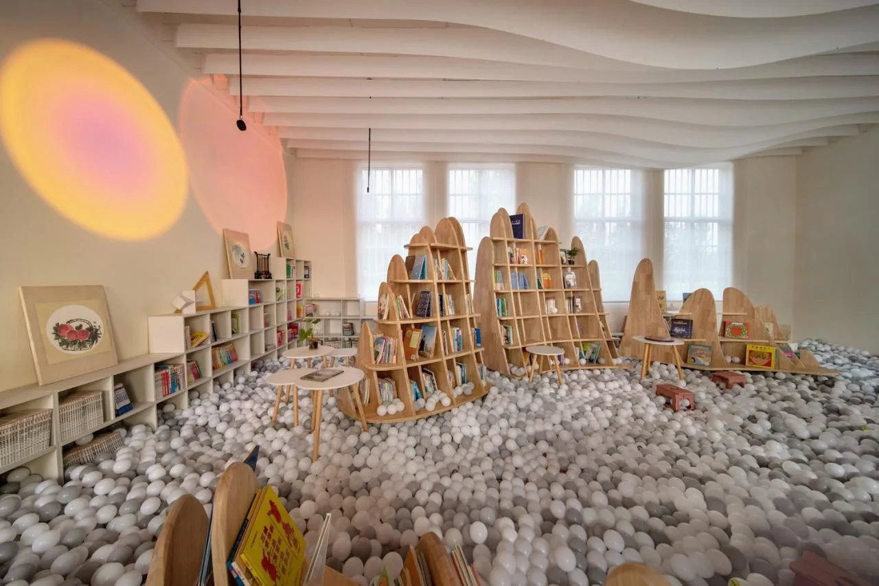 BIM Architecture | Public Welfare · Yunqiu Bookstore | Western Sunshine × Jiedian Architecture