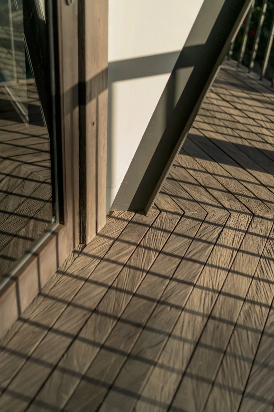 BIM Architecture | Octagonal Restaurant and Work Area/Stilt Studios